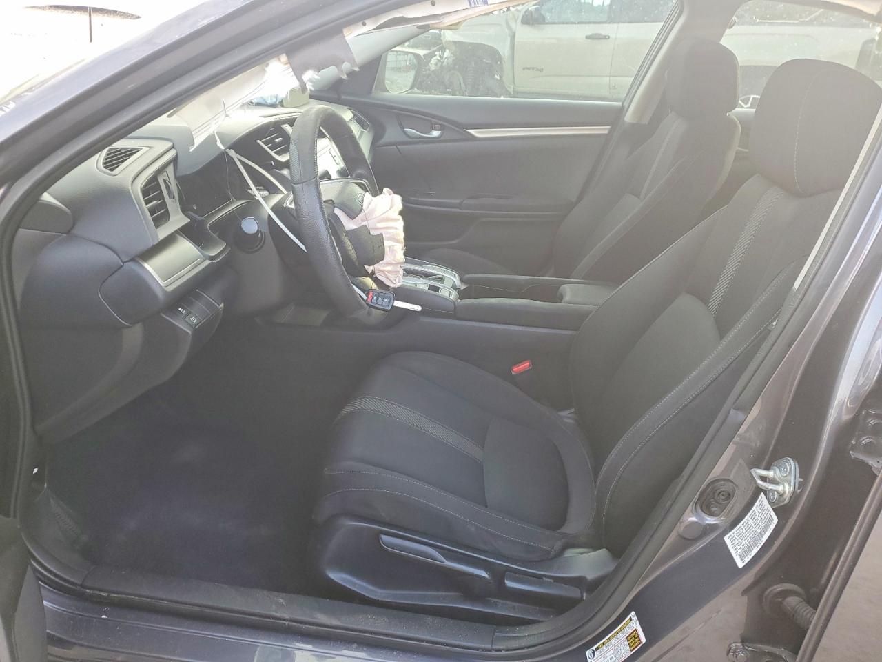 2016 HONDA CIVIC LX photo 13