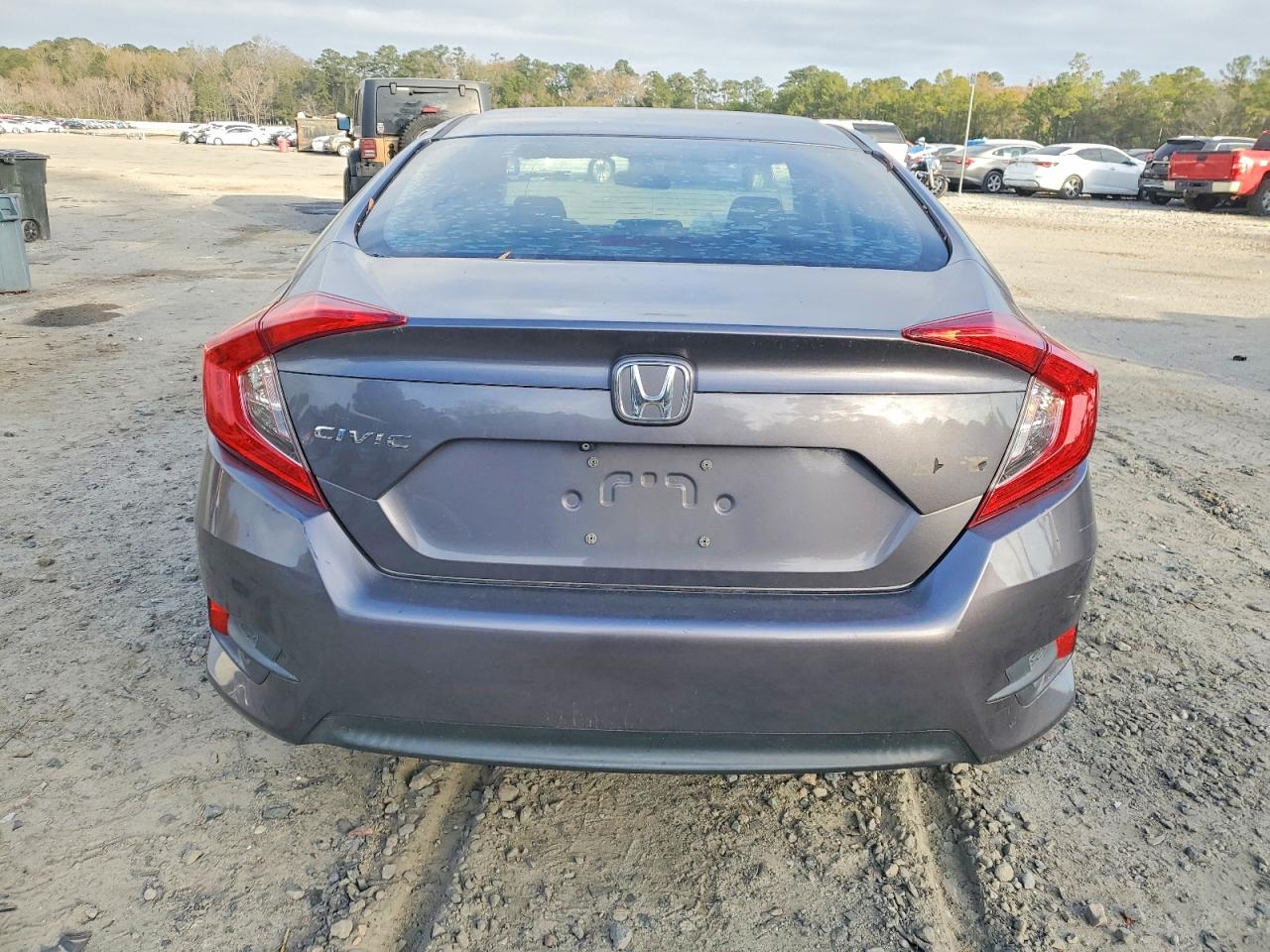 2016 HONDA CIVIC LX photo 11