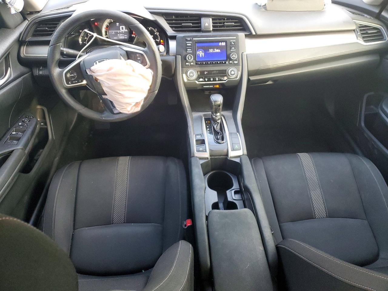 2016 HONDA CIVIC LX photo 15