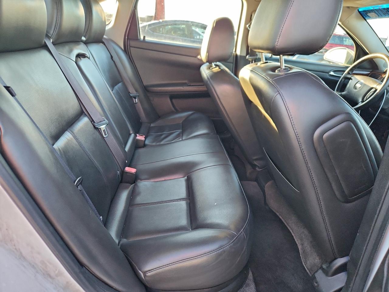 2011 CHEVROLET IMPALA LT photo 10