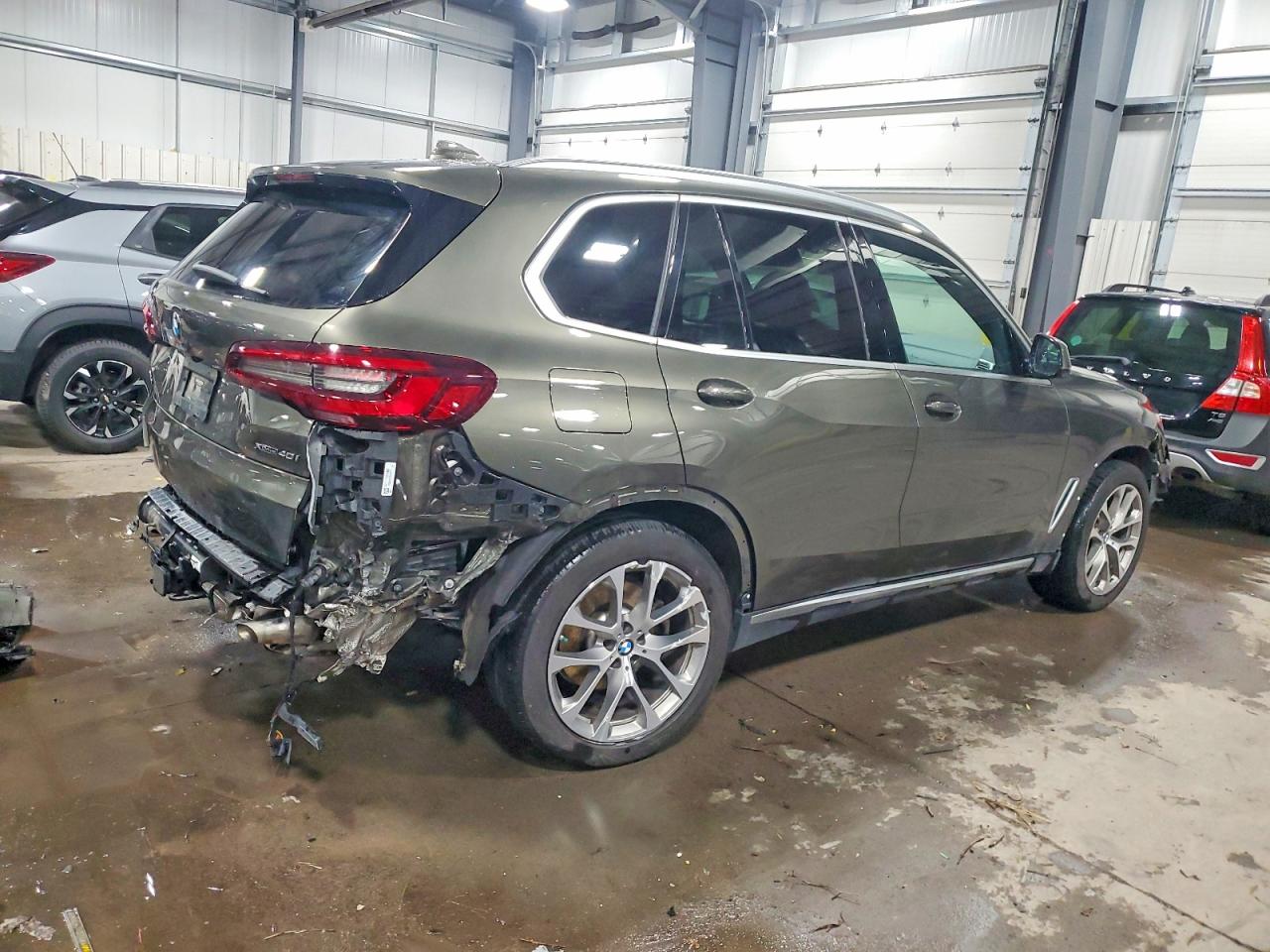 2022 BMW X5 XDRIVE40I photo 3