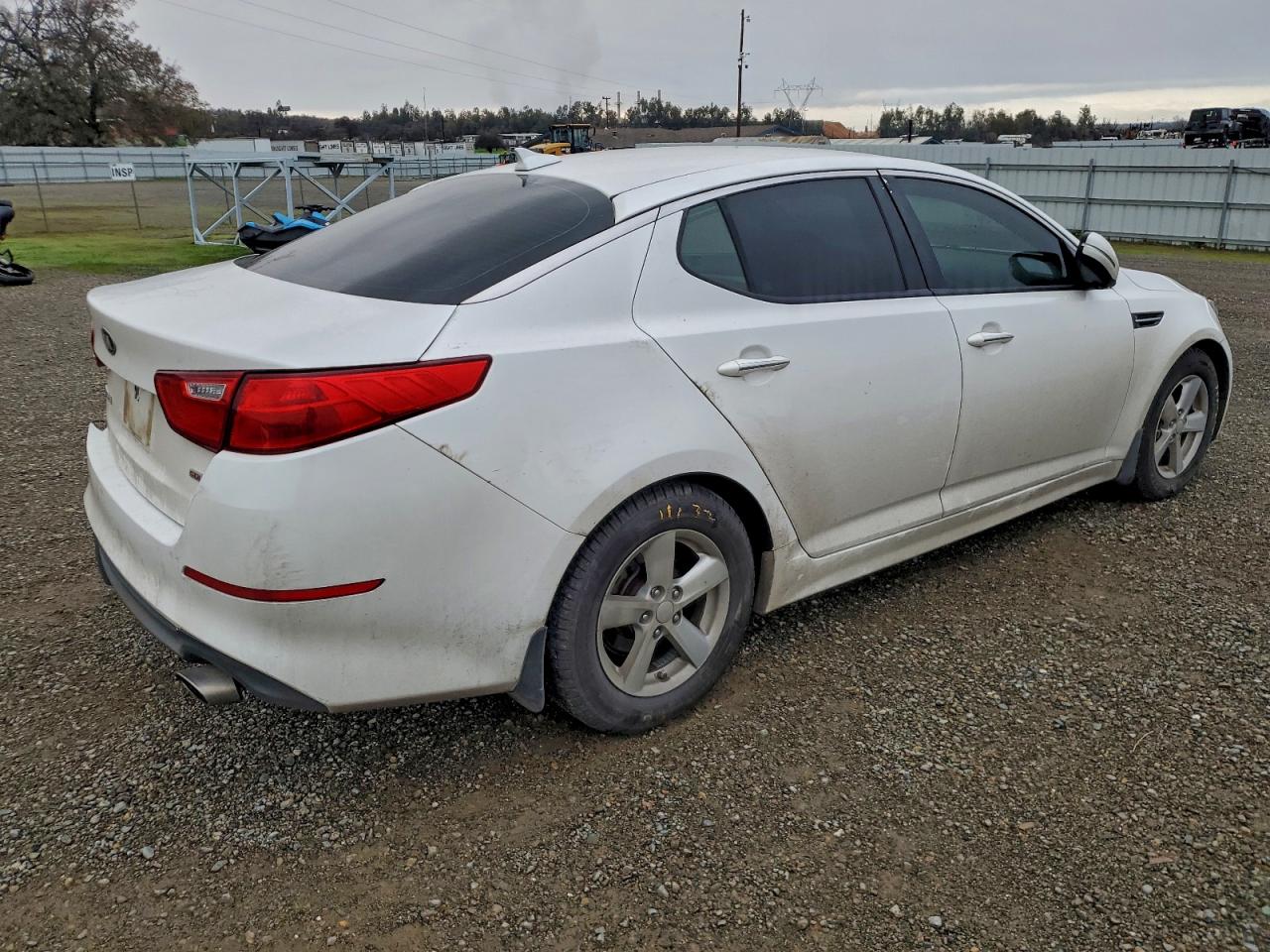 2015 KIA OPTIMA LX photo 3
