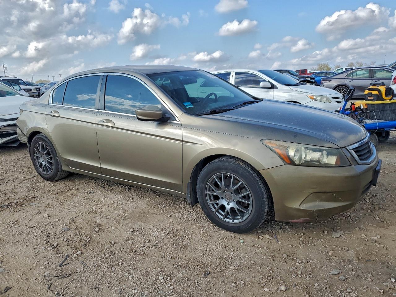 2009 HONDA ACCORD LXP photo 4