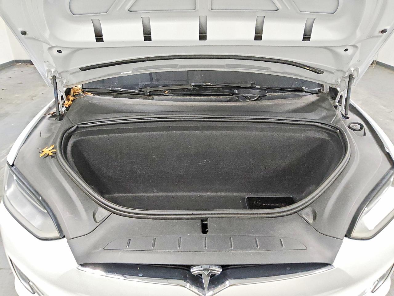 2018 TESLA MODEL X photo 12