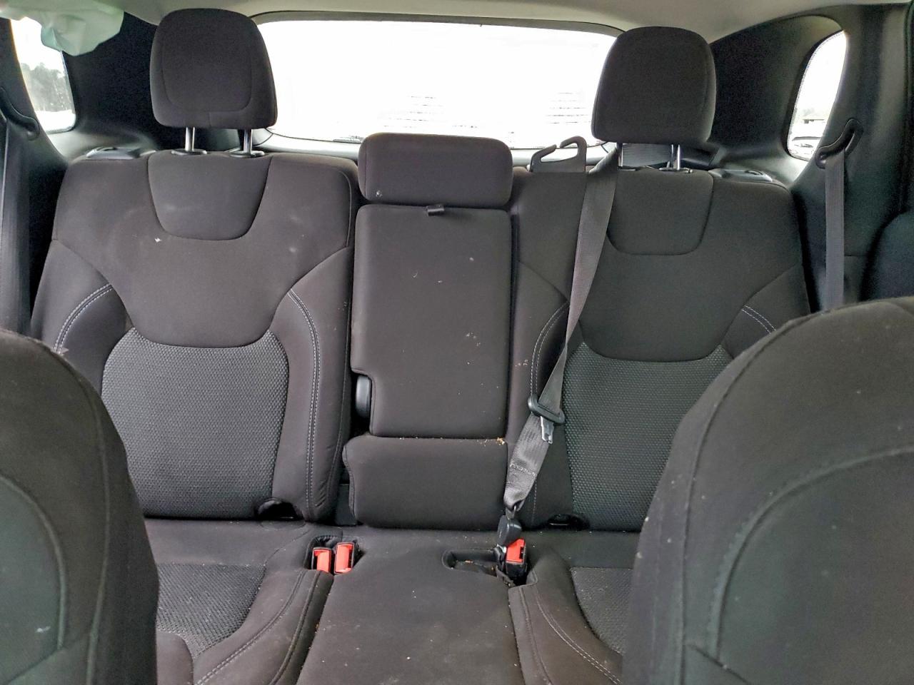 2019 JEEP CHEROKEE LATITUDE photo 19