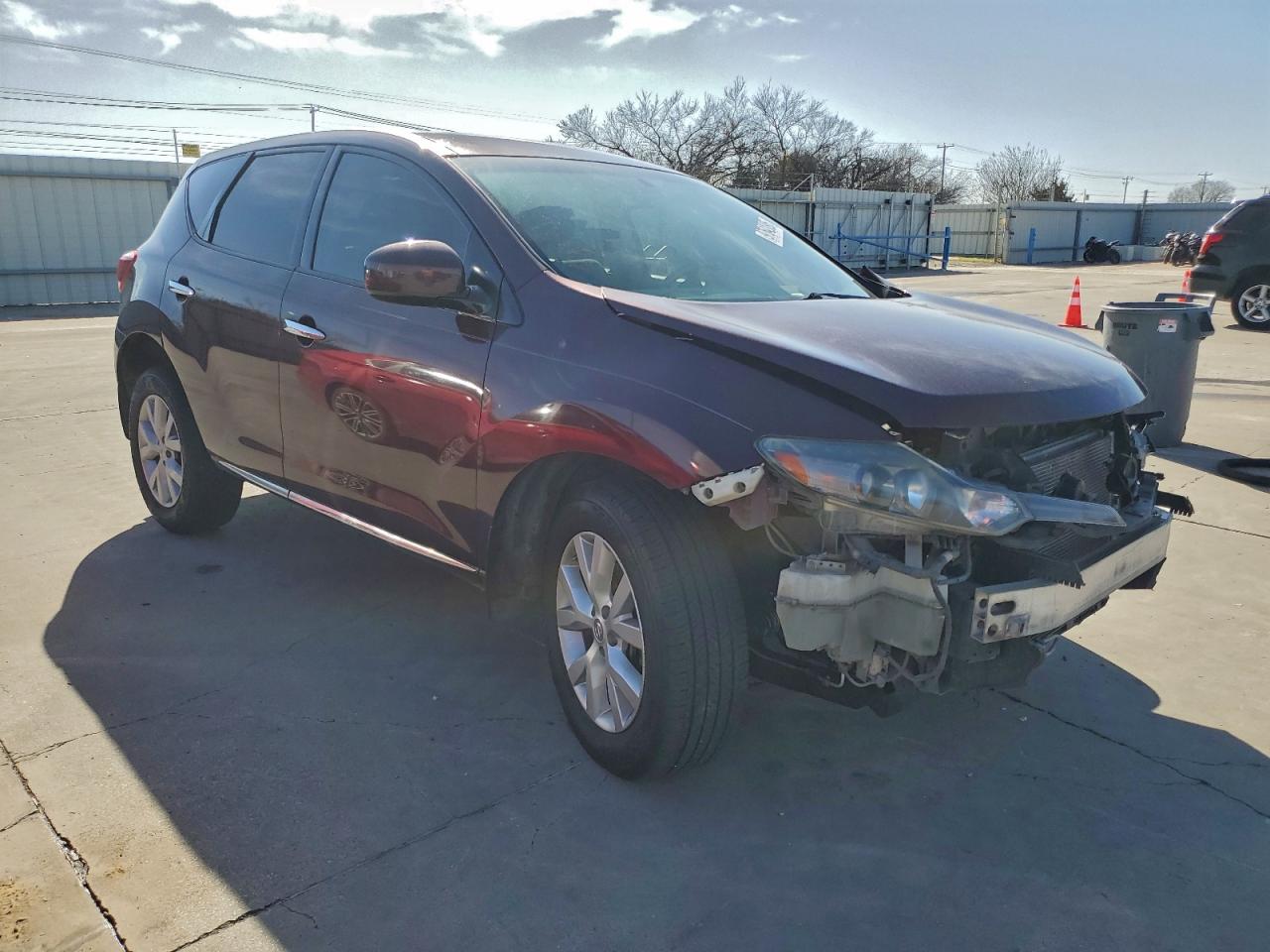 2014 NISSAN MURANO S photo 4