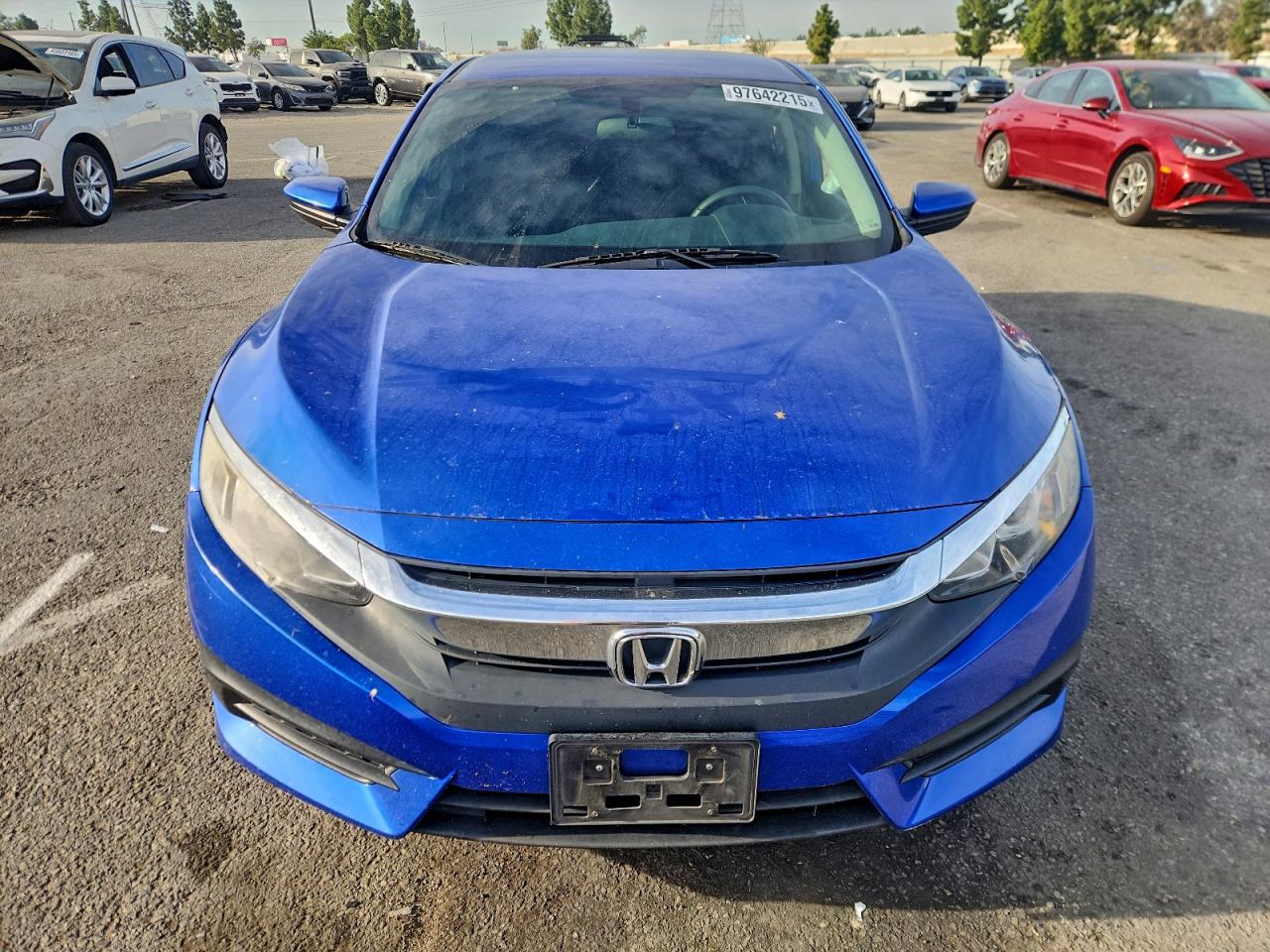 2017 HONDA CIVIC LX photo 5