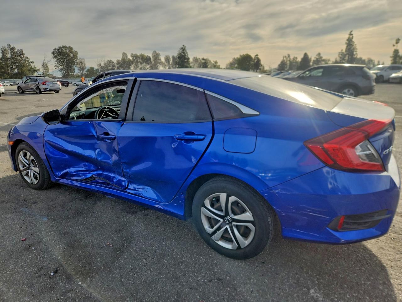2017 HONDA CIVIC LX photo 2