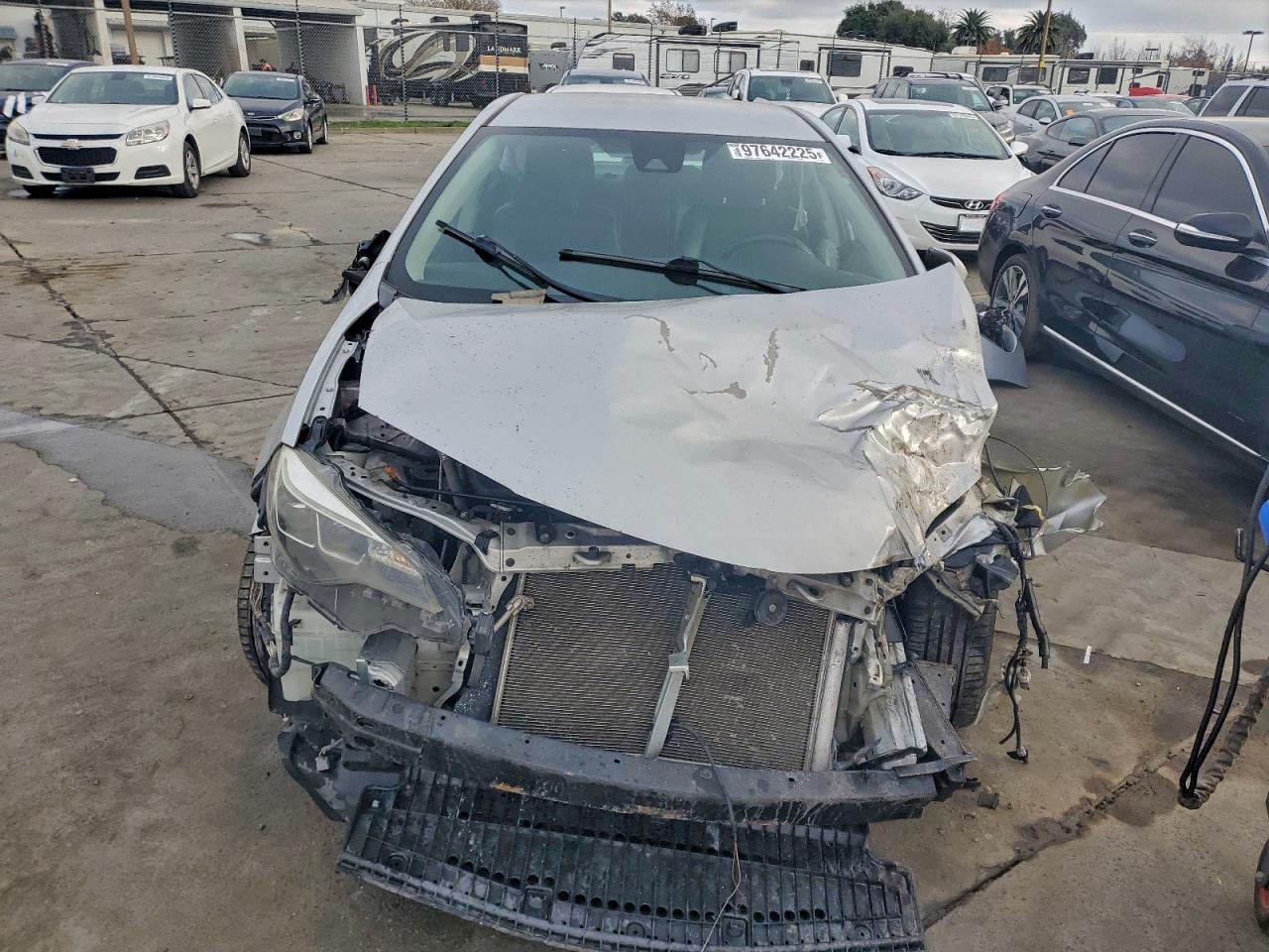 2017 TOYOTA COROLLA L photo 5