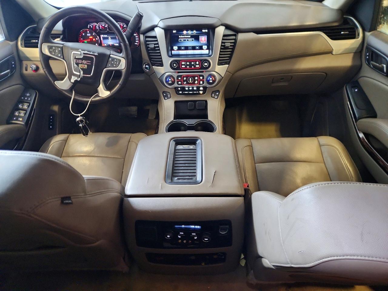 2015 GMC YUKON XL K1500 SLT photo 8