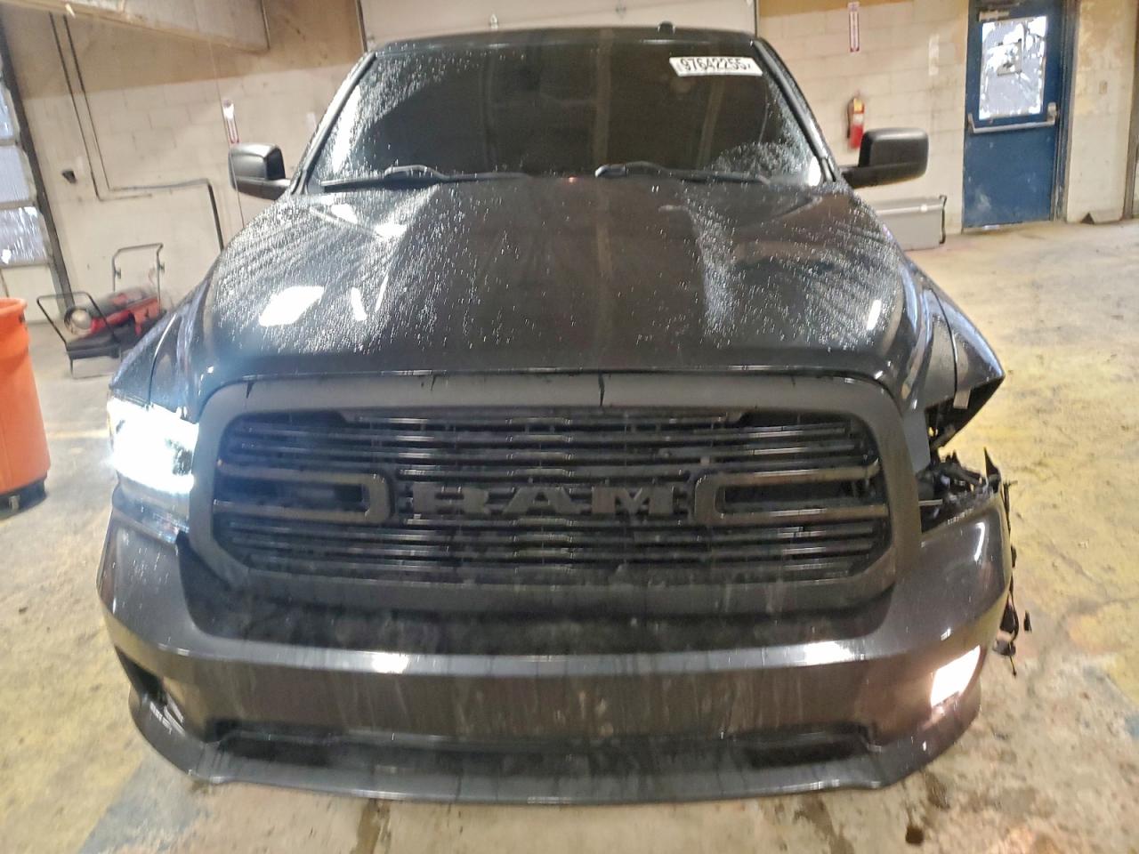 2014 RAM 1500 ST photo 5