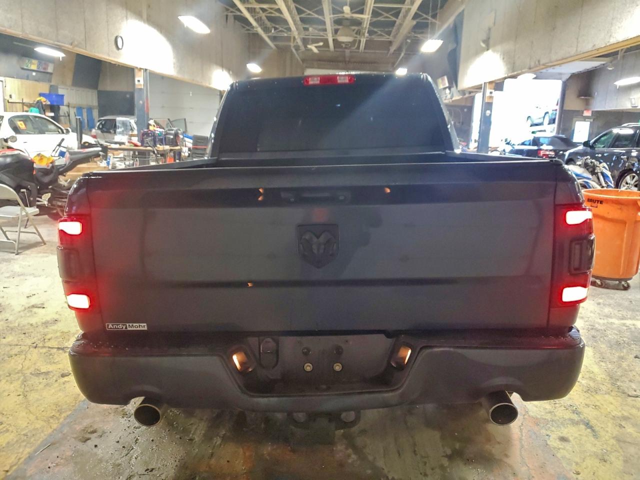 2014 RAM 1500 ST photo 6