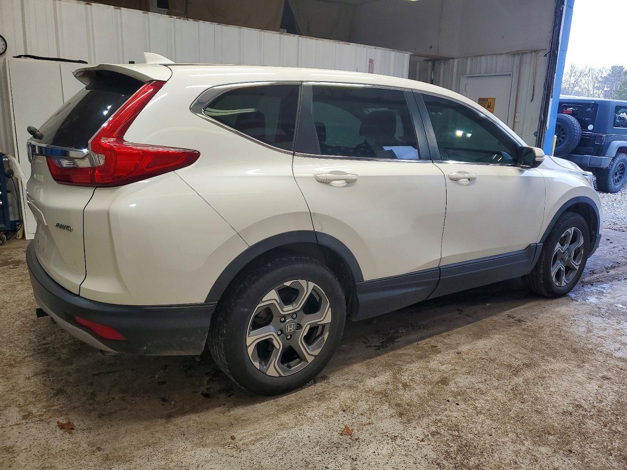 2018 HONDA CR-V EX photo 3