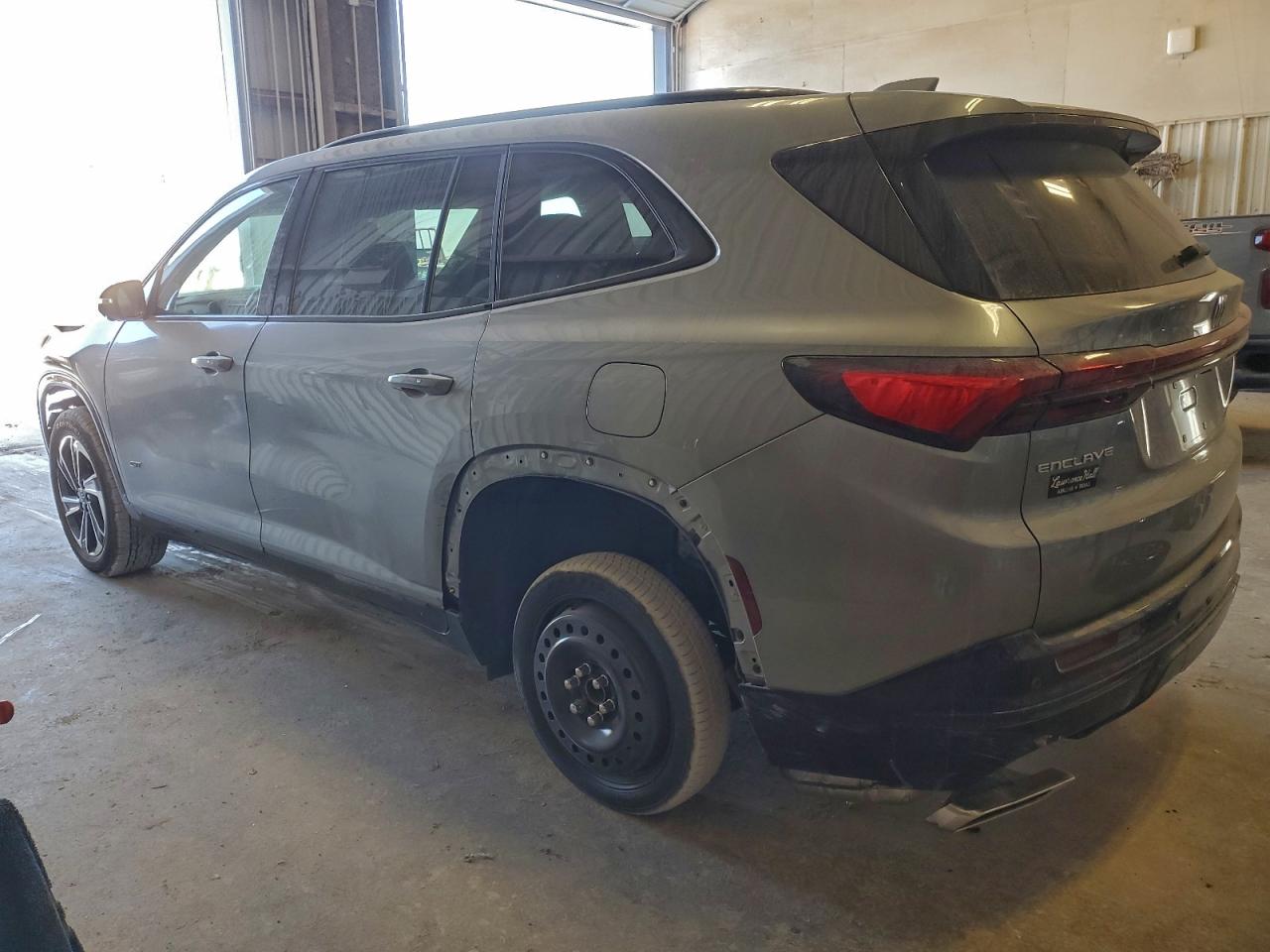 2025 BUICK ENCLAVE SPORT TOURING photo 2