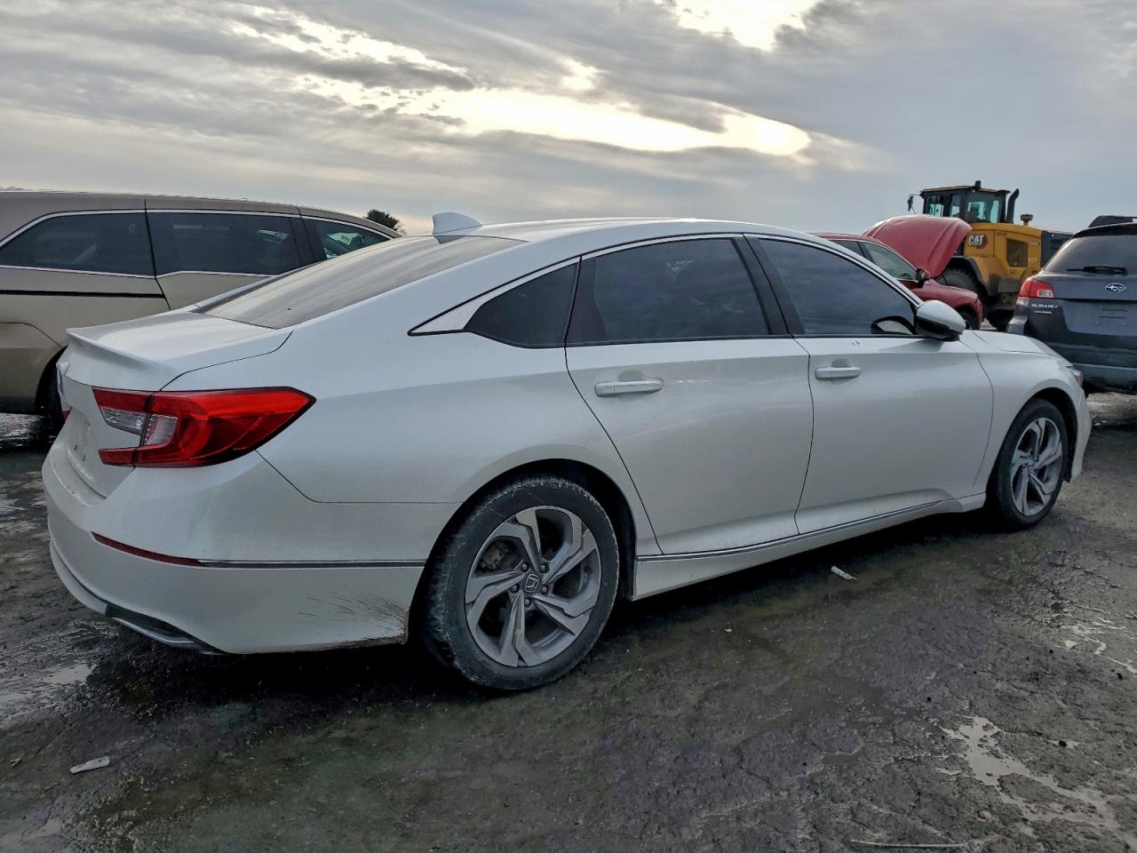 2018 HONDA ACCORD EXL photo 3
