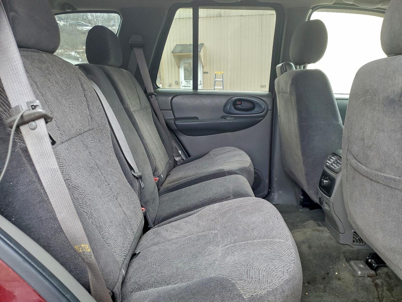 2004 CHEVROLET TRAILBLAZER LS photo 11
