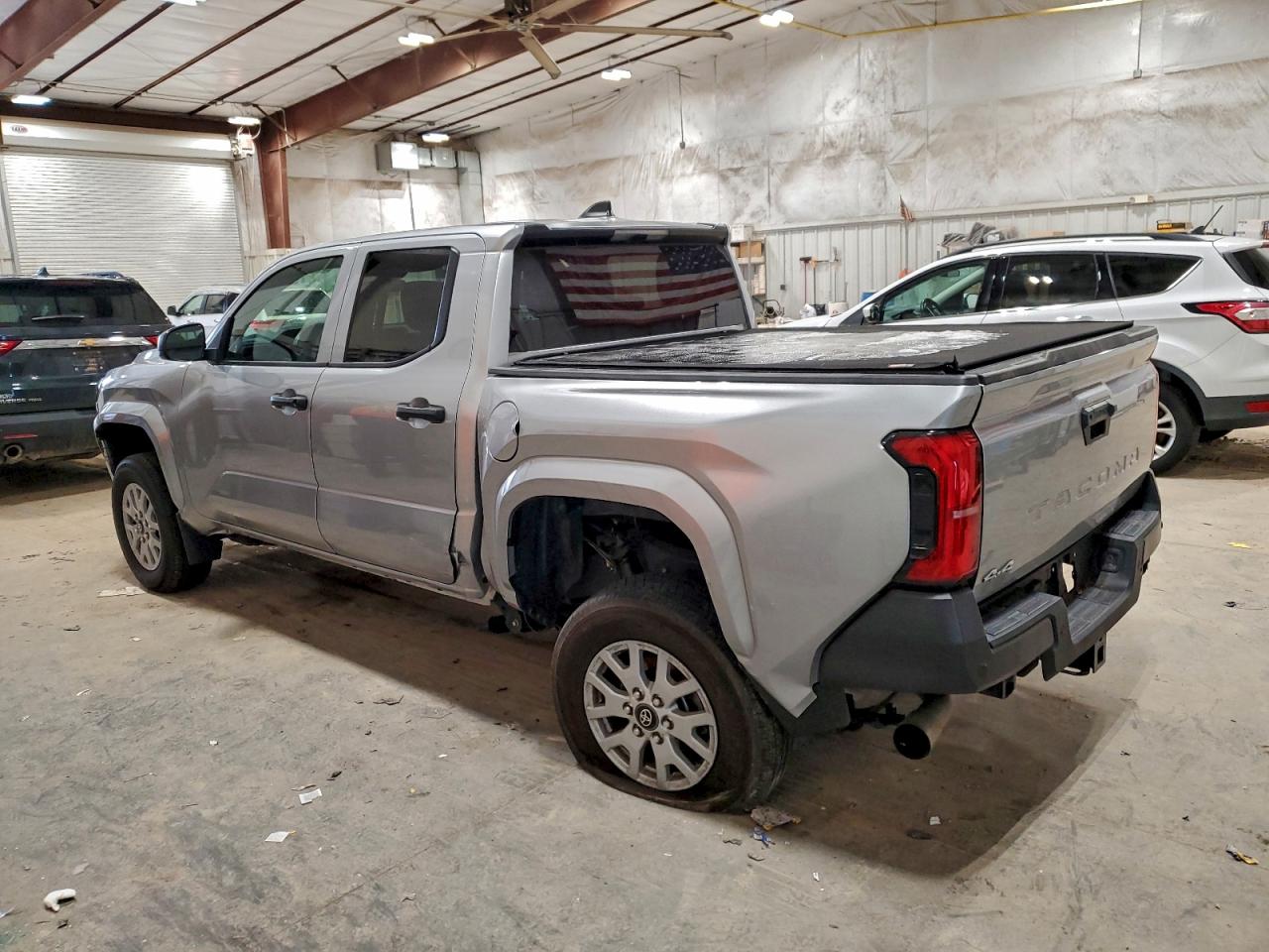 2024 TOYOTA TACOMA DOUBLE CAB photo 2
