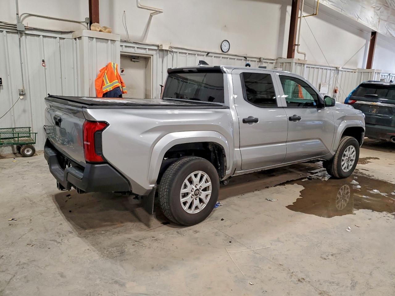 2024 TOYOTA TACOMA DOUBLE CAB photo 3