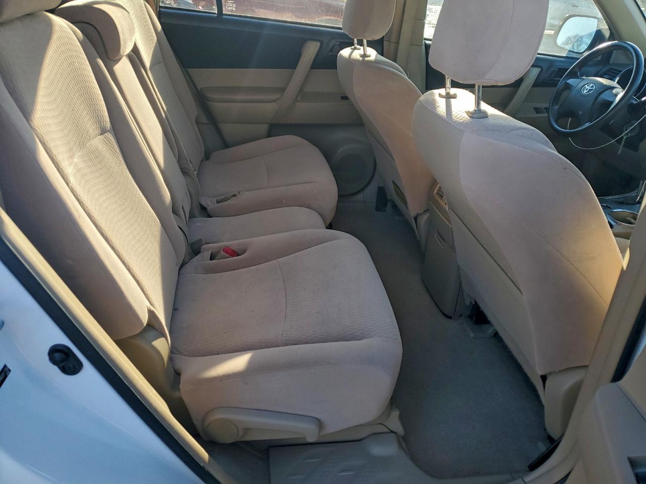 2010 TOYOTA HIGHLANDER photo 10