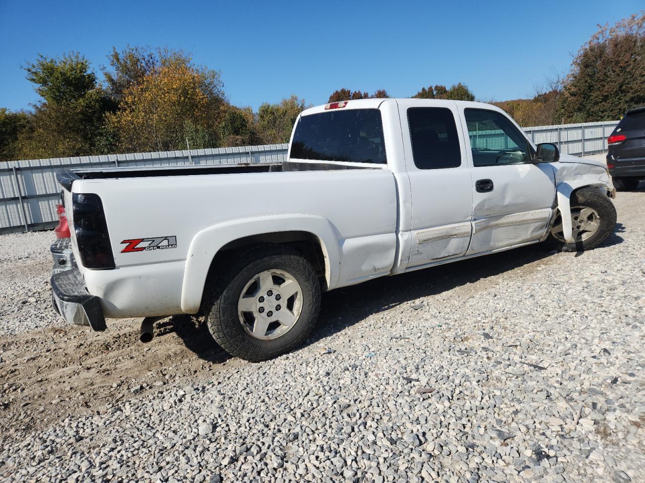 2007 CHEVROLET SILVERADO K1500 CLASSIC photo 3
