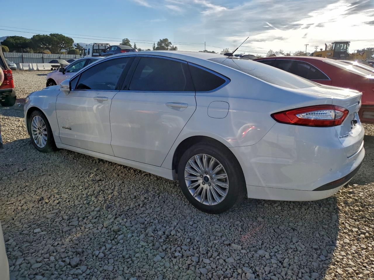 2014 FORD FUSION SE HYBRID photo 2