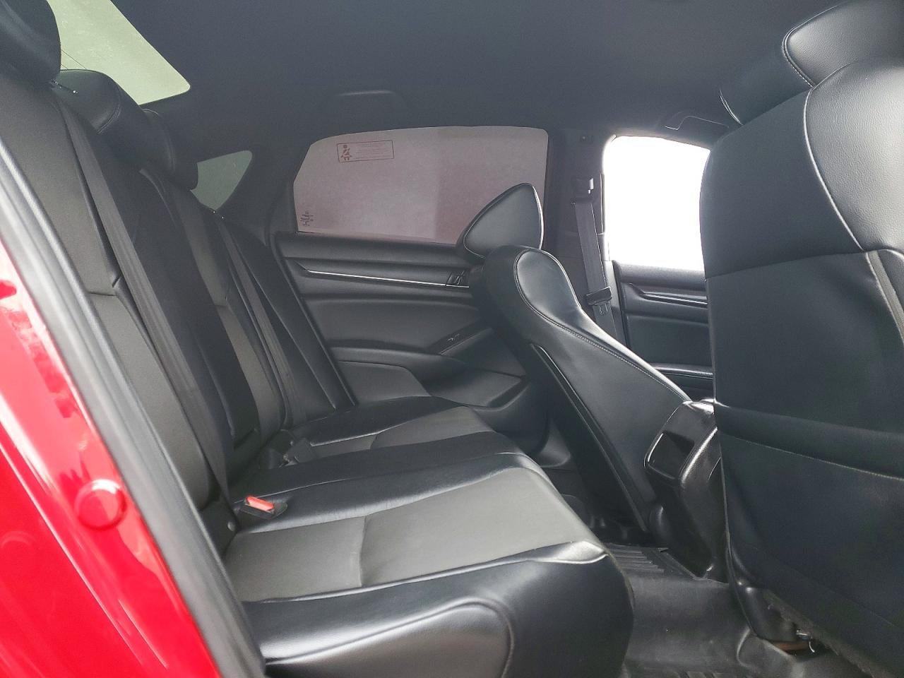2018 HONDA ACCORD SPORT photo 19