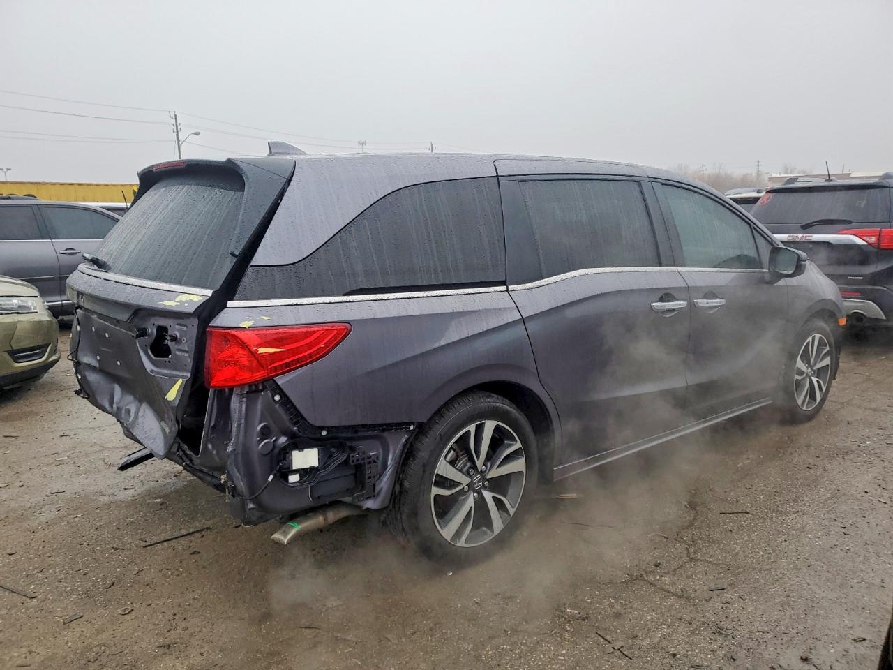 2024 HONDA ODYSSEY TOURING photo 3