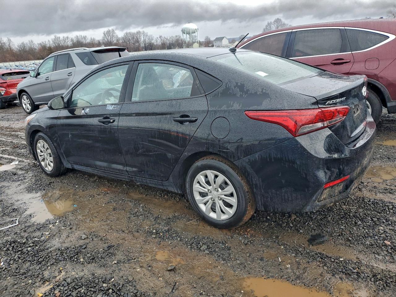 2019 HYUNDAI ACCENT SE photo 2