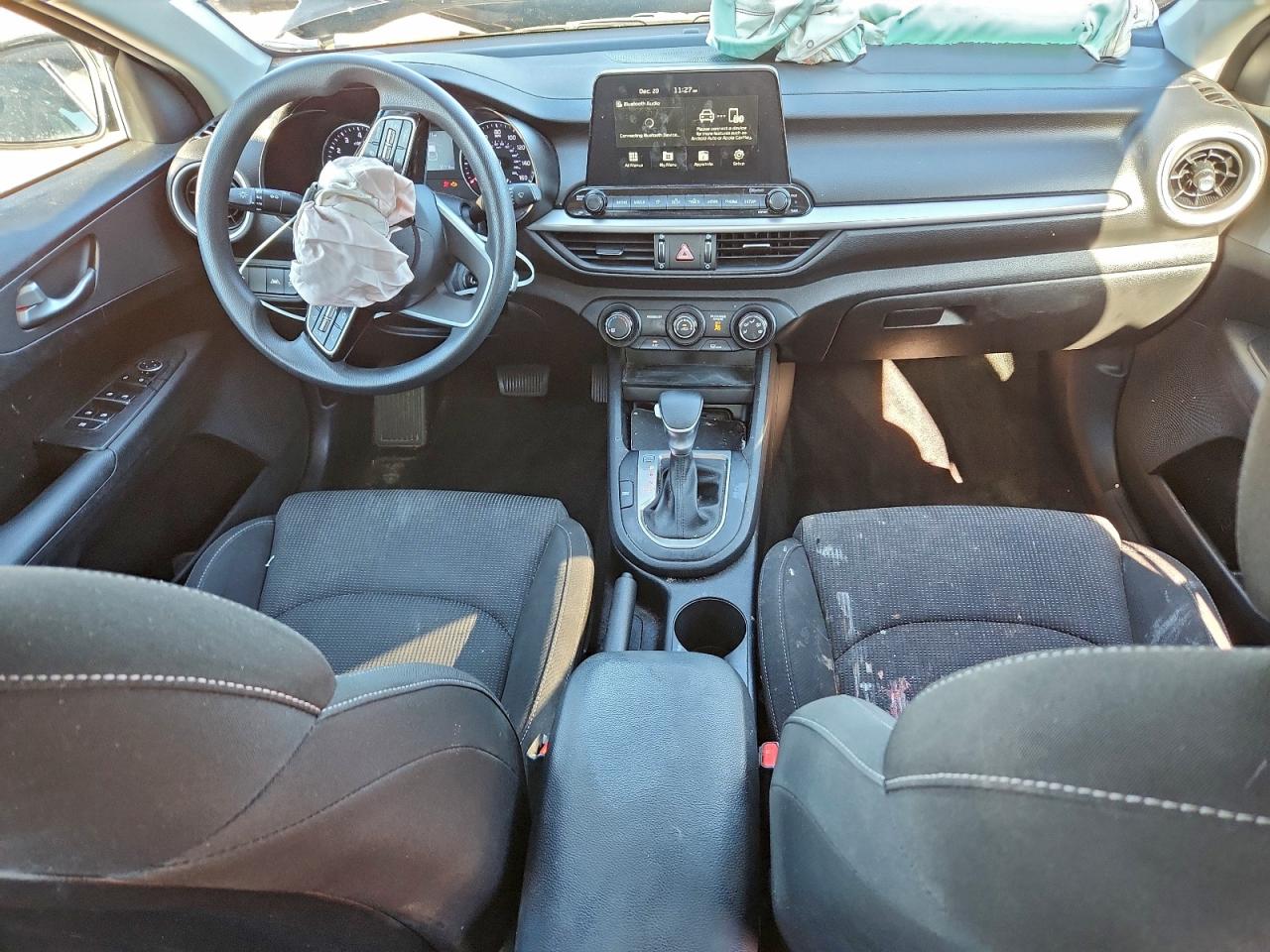 2021 KIA FORTE LXS photo 22