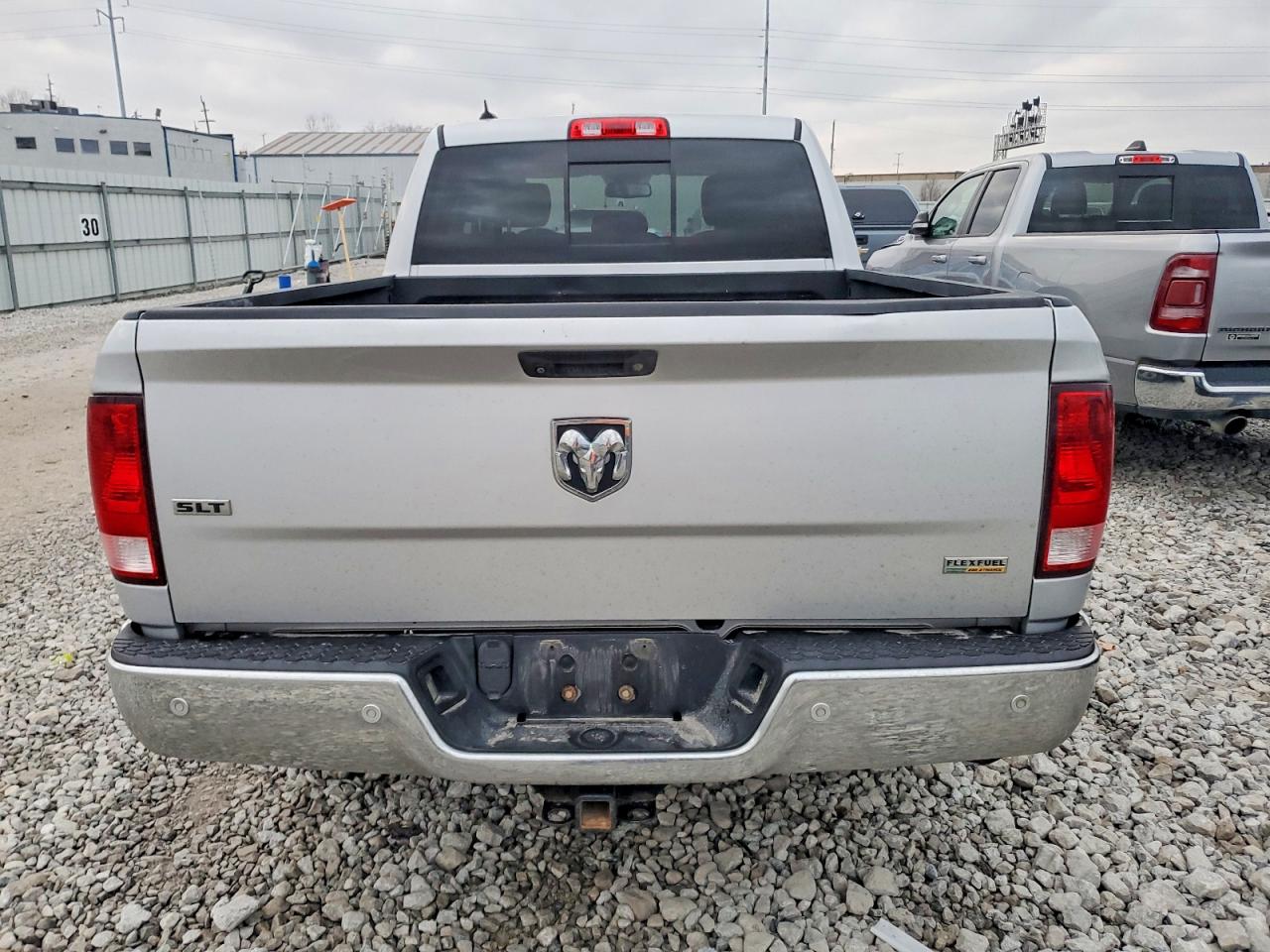 2018 RAM 1500 SLT photo 6