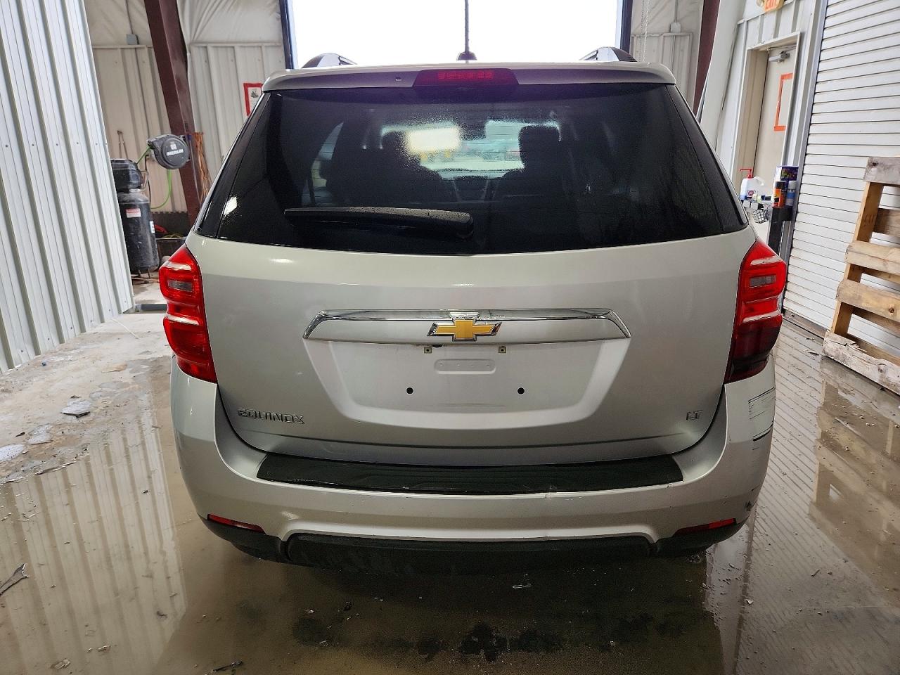 2017 CHEVROLET EQUINOX LT photo 6