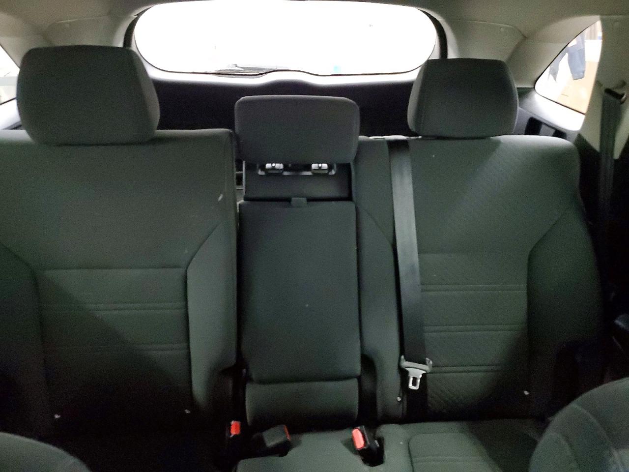 2016 KIA SORENTO LX photo 10