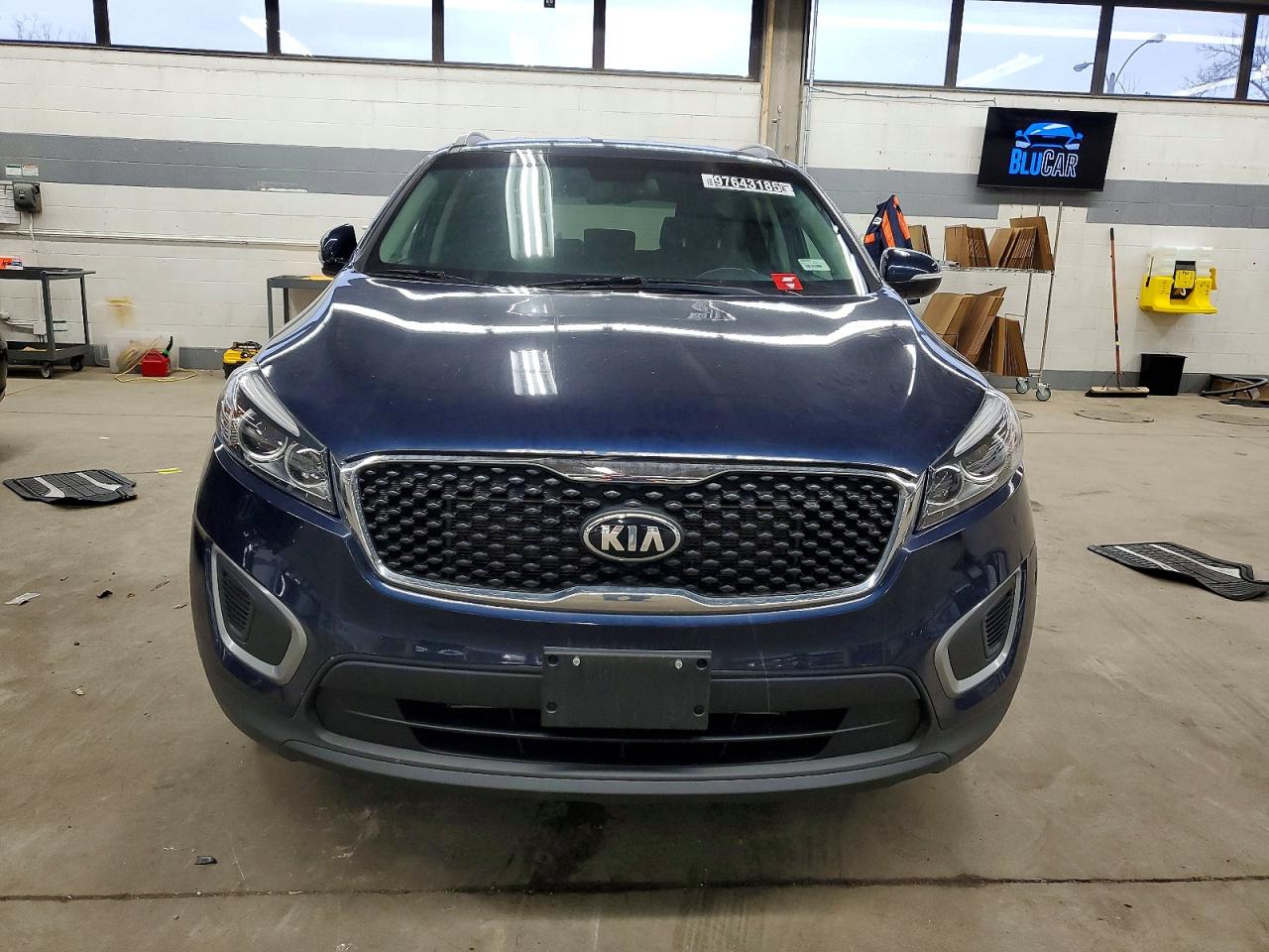 2016 KIA SORENTO LX photo 5