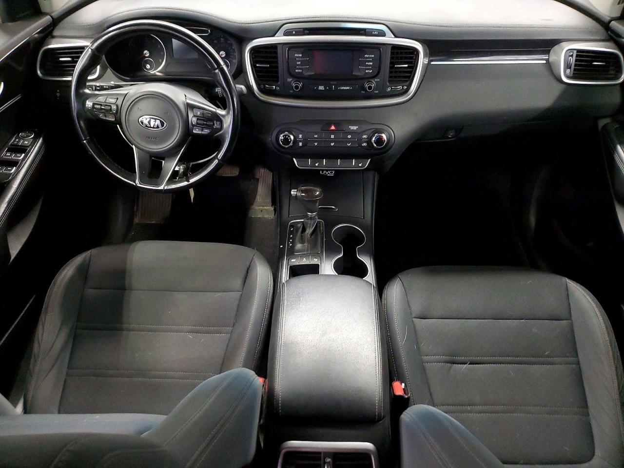 2016 KIA SORENTO LX photo 8
