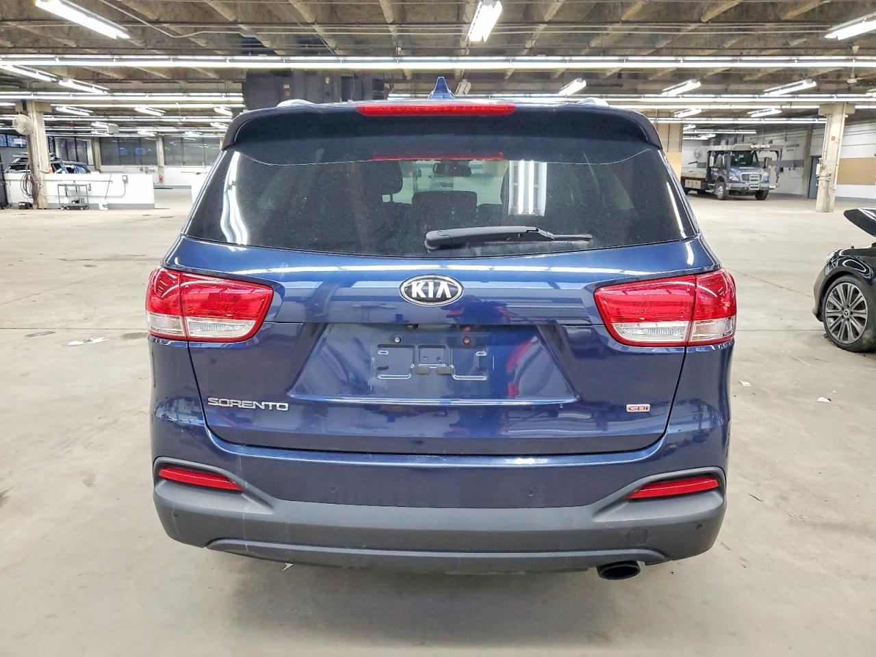 2016 KIA SORENTO LX photo 6