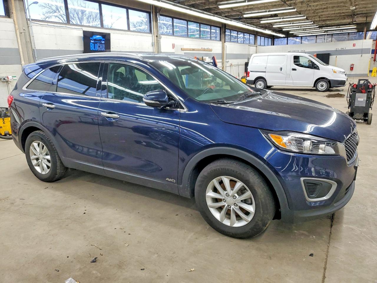 2016 KIA SORENTO LX photo 4