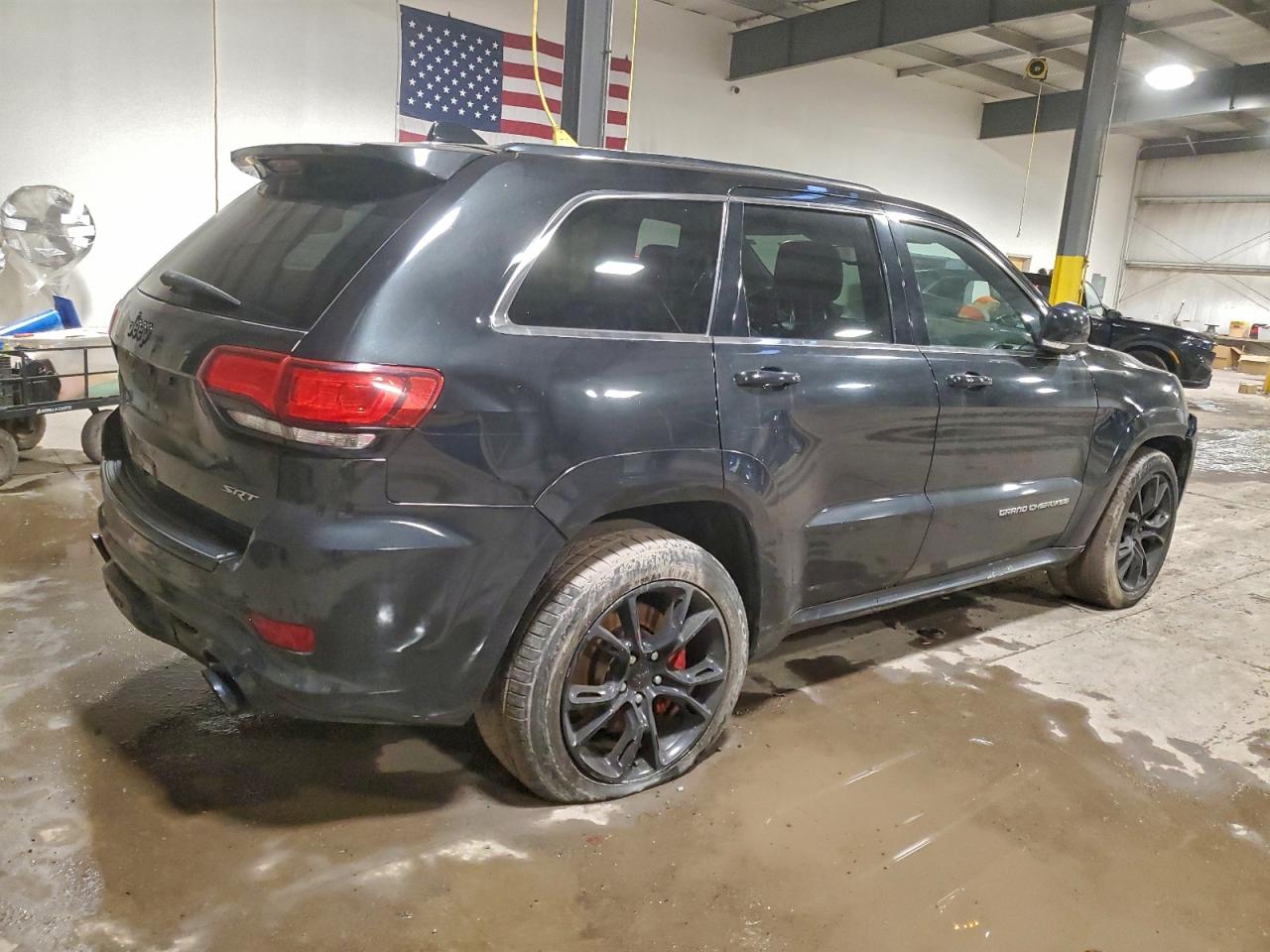 2014 JEEP GRAND CHEROKEE SRT-8 photo 3
