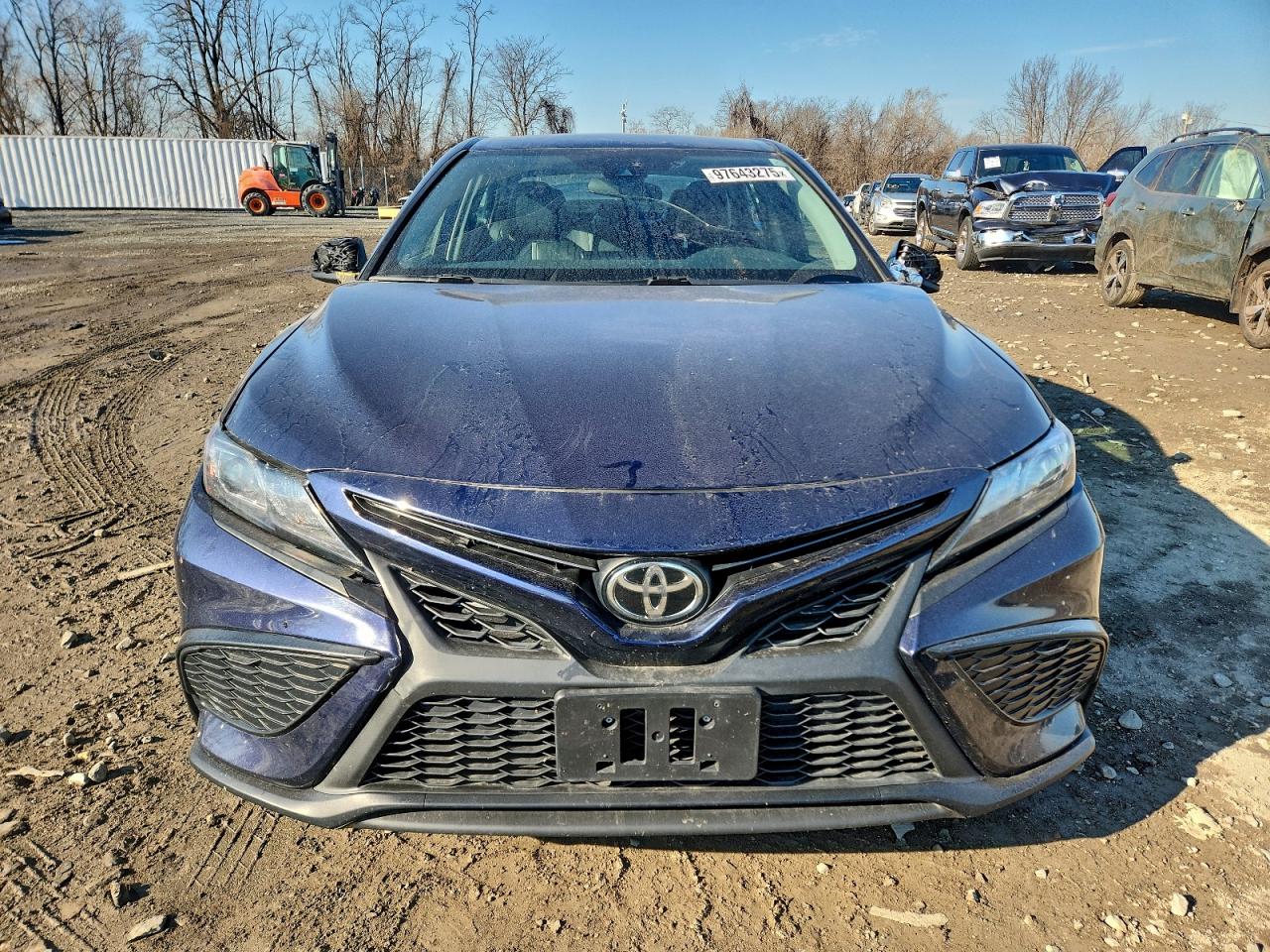 2021 TOYOTA CAMRY SE photo 5