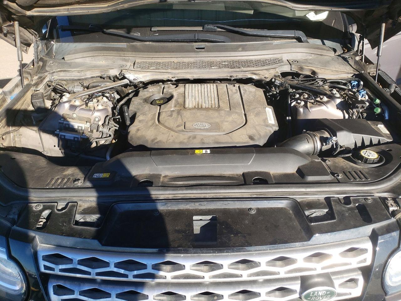 2016 LAND ROVER RANGE ROVER SPORT HSE photo 12
