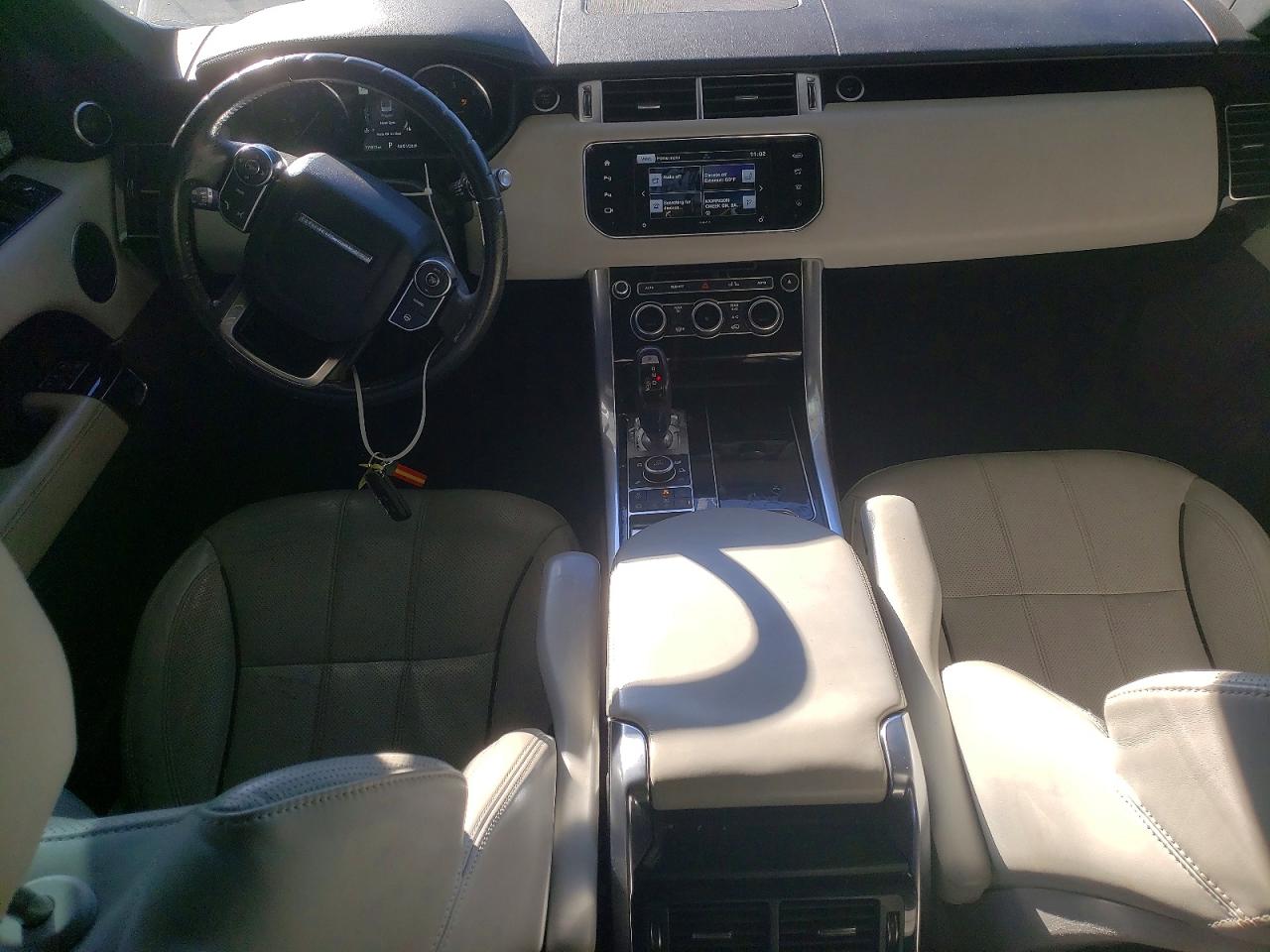 2016 LAND ROVER RANGE ROVER SPORT HSE photo 8