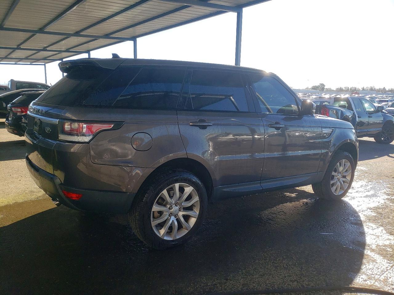 2016 LAND ROVER RANGE ROVER SPORT HSE photo 3