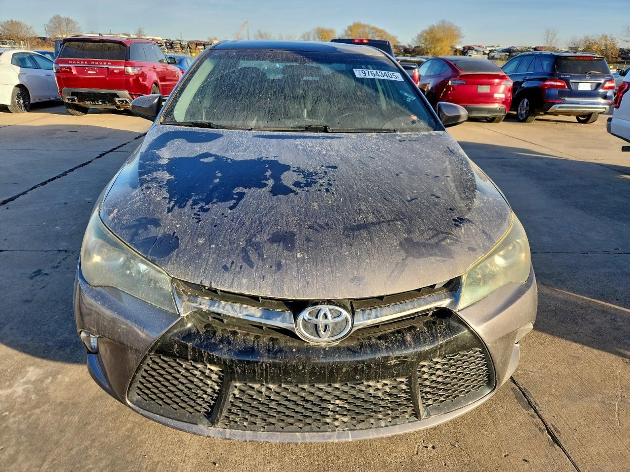 2015 TOYOTA CAMRY LE photo 5