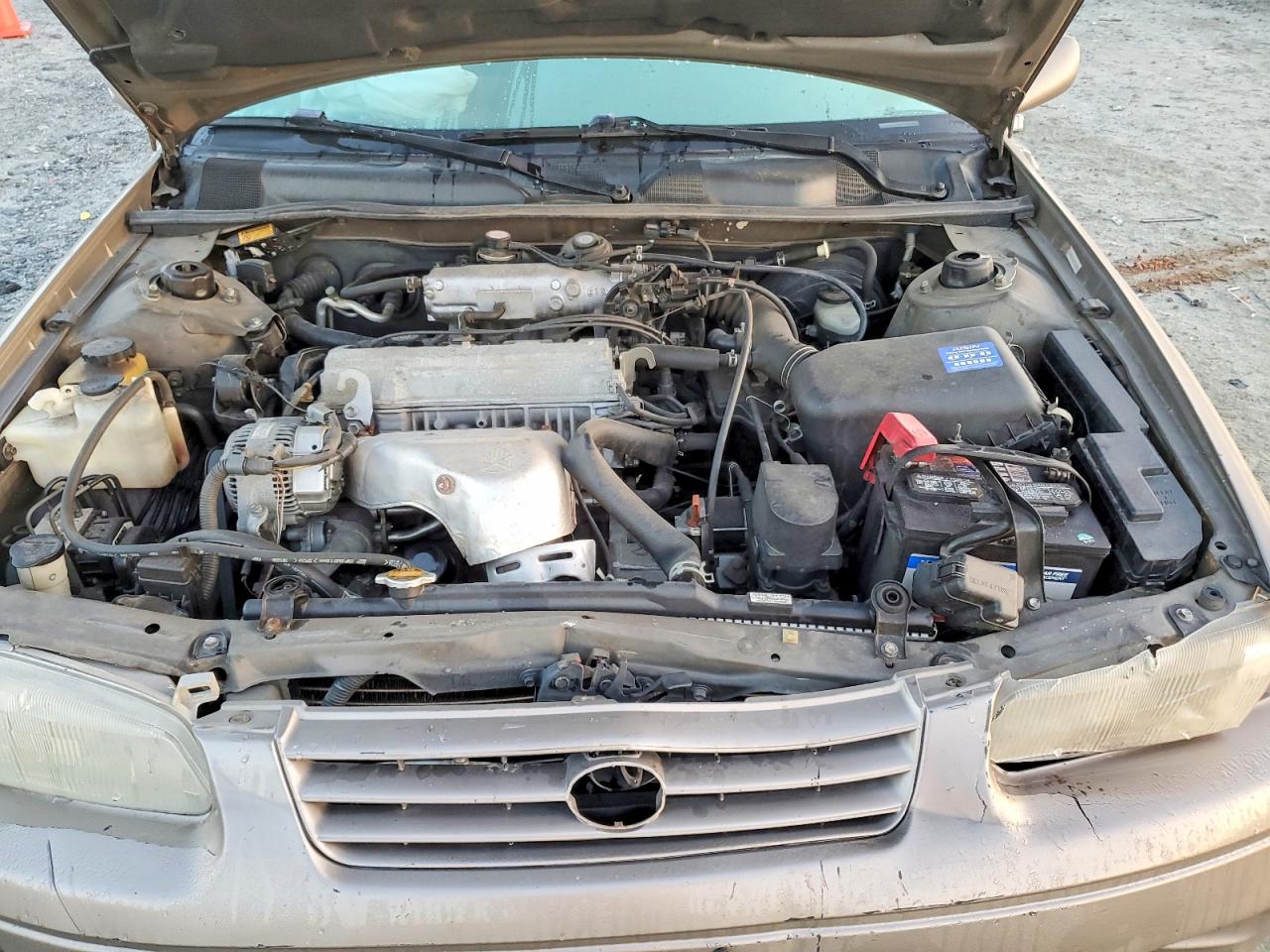 1999 TOYOTA CAMRY CE photo 11