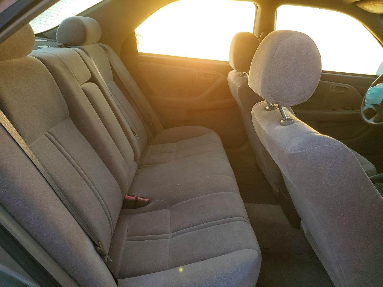 1999 TOYOTA CAMRY CE photo 10