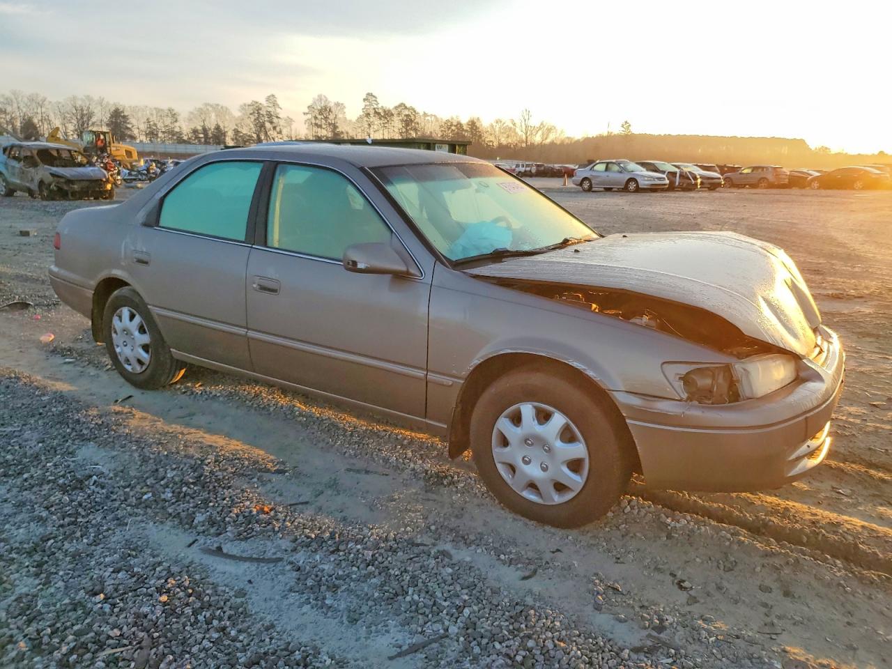 1999 TOYOTA CAMRY CE photo 4