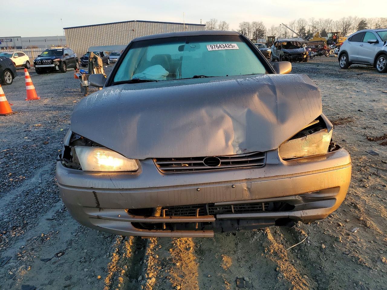 1999 TOYOTA CAMRY CE photo 5
