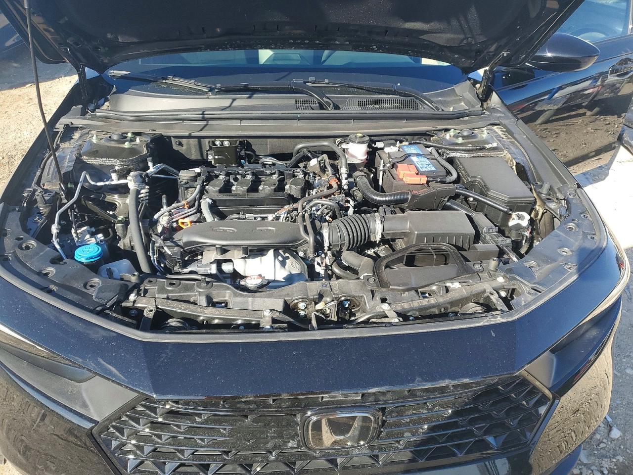 2024 HONDA ACCORD photo 31