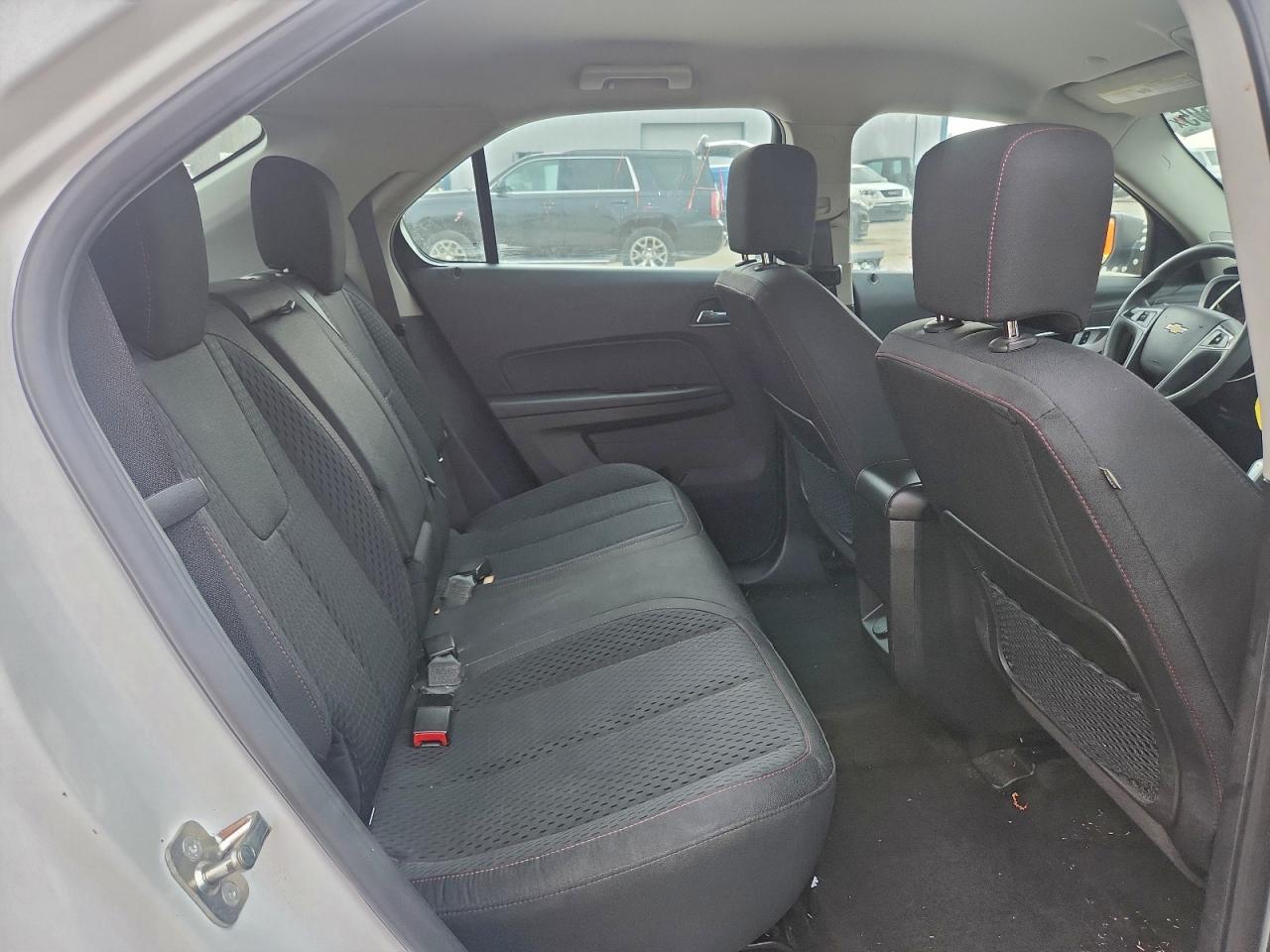 2015 CHEVROLET EQUINOX LS photo 11