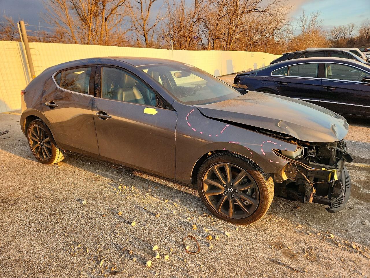 2019 MAZDA 3 PREMIUM photo 4
