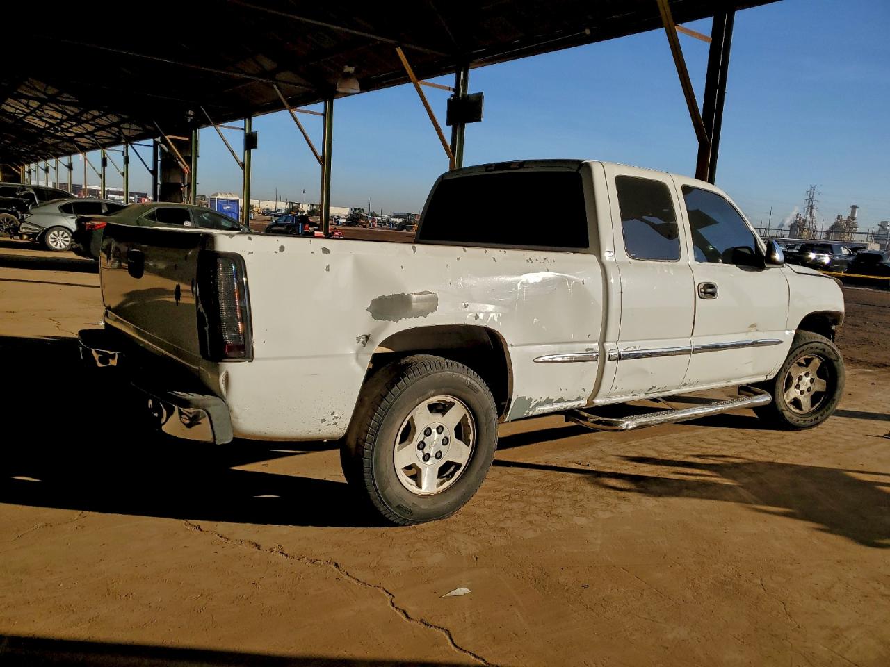 2002 GMC NEW SIERRA C1500 photo 3